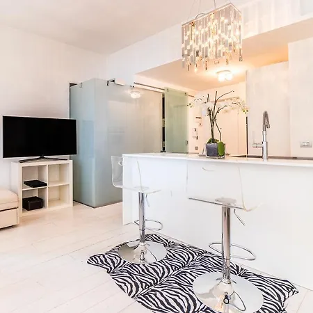 Glamour Apartment *