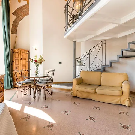 Glamour Apartment